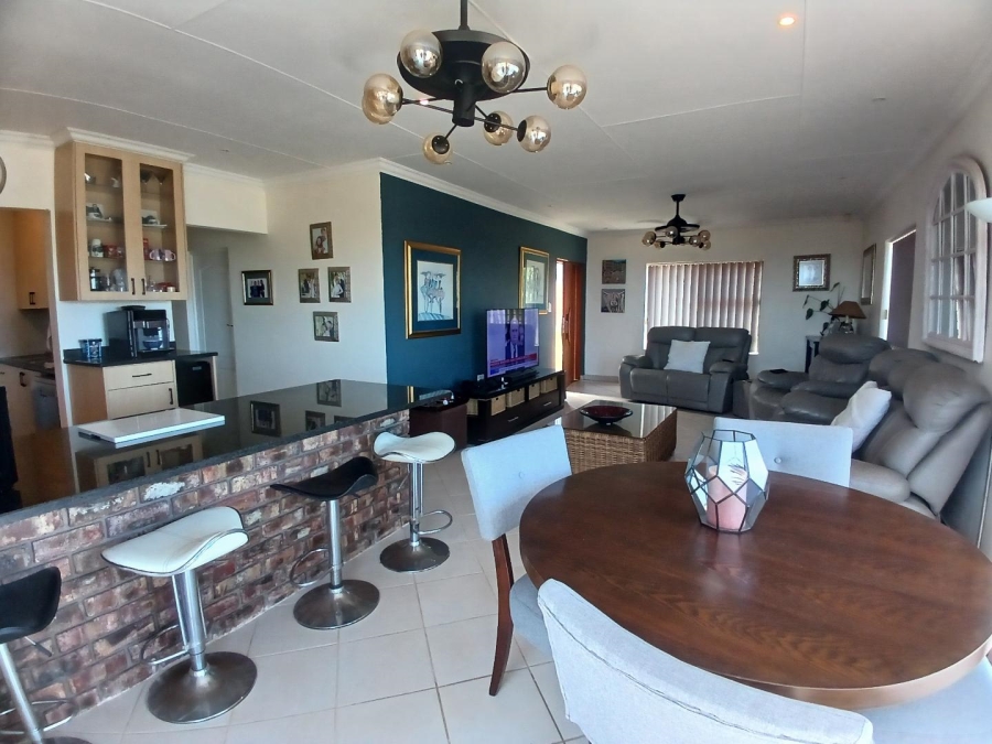 3 Bedroom Property for Sale in Dana Bay Western Cape